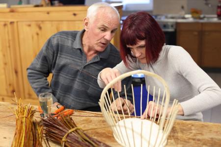 2_pletarska delavnica_30.12.2022_foto_alenka Strazisar lamovsek (10)